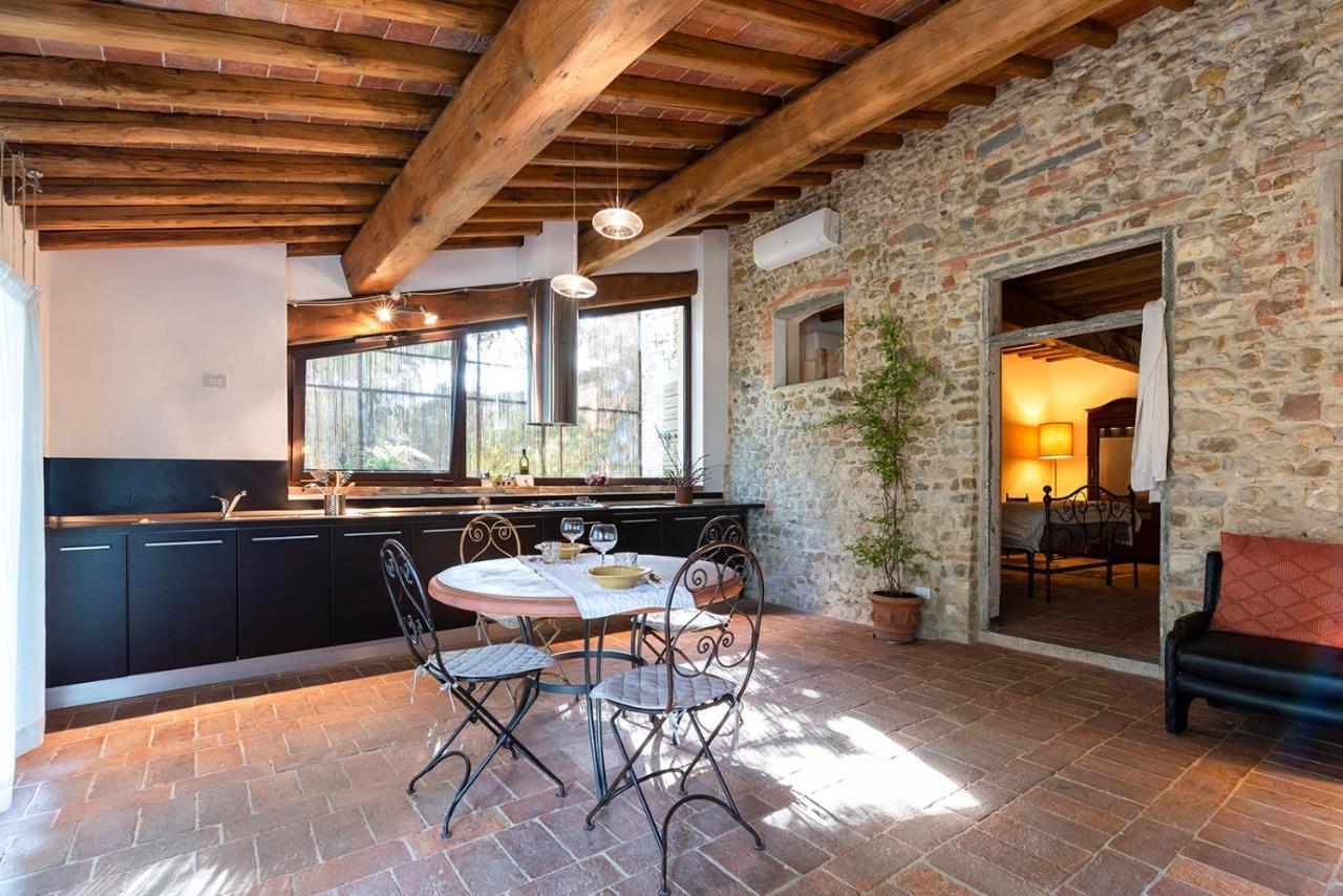 Podere Paglieri Apartments Монтеспертоли Экстерьер фото
